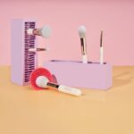 Essence 2 Piece Brush Cleansing Set - Image 4
