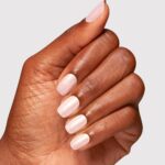 OPI Reoccurin' Gleam Nail Polish 15ml - Image 3