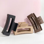 Brushworks Classic Claw Clips Pack of 3 - Image 7