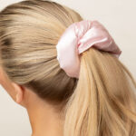Brushworks Large Cloud Scrunchies Pink & White Pack of 2 - Image 4