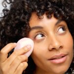 Brushworks Blend & Sculpt Complexion Sponge - Image 6