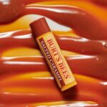 Burt's Bees Limited Edition Festive Fix Lip Balm Gift Set 4 x 4.25g - Image 2