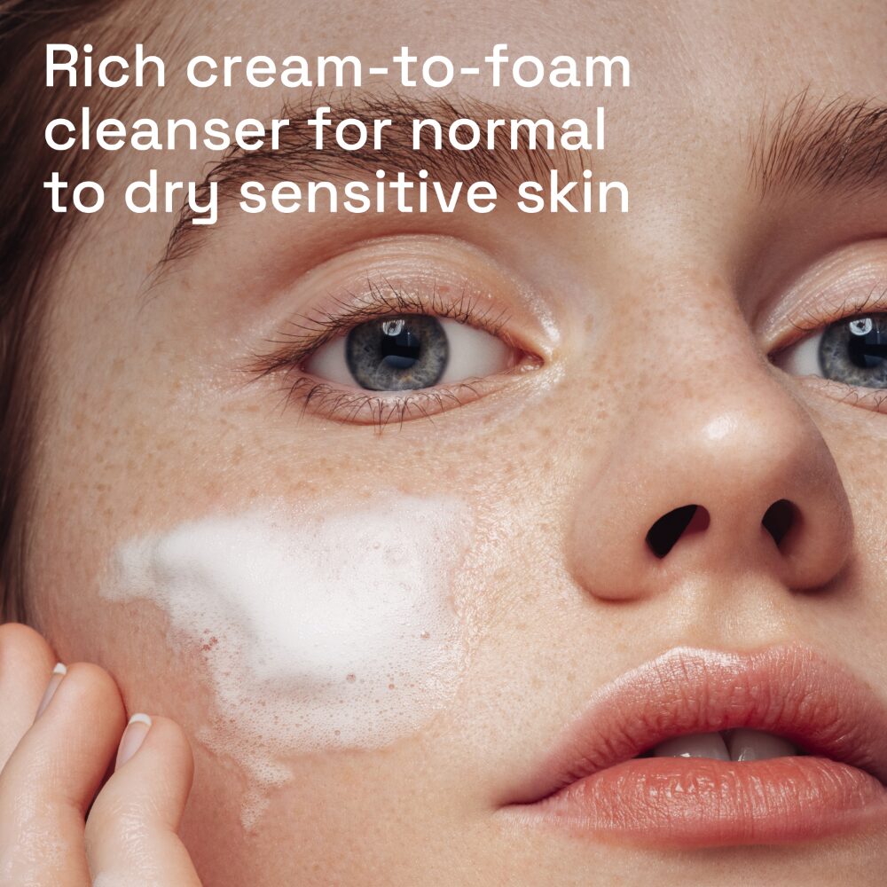 CET0047_1.jpg Cetaphil Hydrating Foaming Cream Cleanser 236ml - Image 1