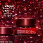 Clarins Super Restorative Day Cream for All Skin Types SPF15 50ml - Image 9