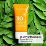 Clarins Sun Youth-Protecting Face Sunscreen SPF30 50ml - Image 2