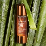 Clarins Self Tan Radiance-Plus Golden Glow Booster 30ml - Image 6