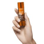 Clarins Self Tan Radiance-Plus Golden Glow Booster 30ml - Image 4