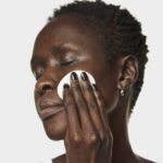 Clinique Clarifying Lotion Twice A Day Exfoliator Type 2 for Dry Combination Skin 200ml - Image 3