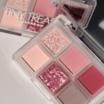 Catrice Cosmetics Tiny Treasures 020 Wild Berry 6 Colour Eyeshadow Palette - Image 9