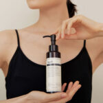 Dear, Klairs Gentle Black Deep Cleansing Oil 150ml - Image 3