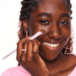 Essence Bye Bye Under Eye Concealer Brush - Image 4