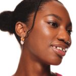 Essence Baby Got Diamond Highlighter Stick 5.4g - Image 5