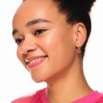 Essence Baby Got Diamond Highlighter Stick 5.4g - Image 12