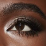MAC Connect In Colour Unfiltered Nudes 12 Colour Eyeshadow Palette - Image 6