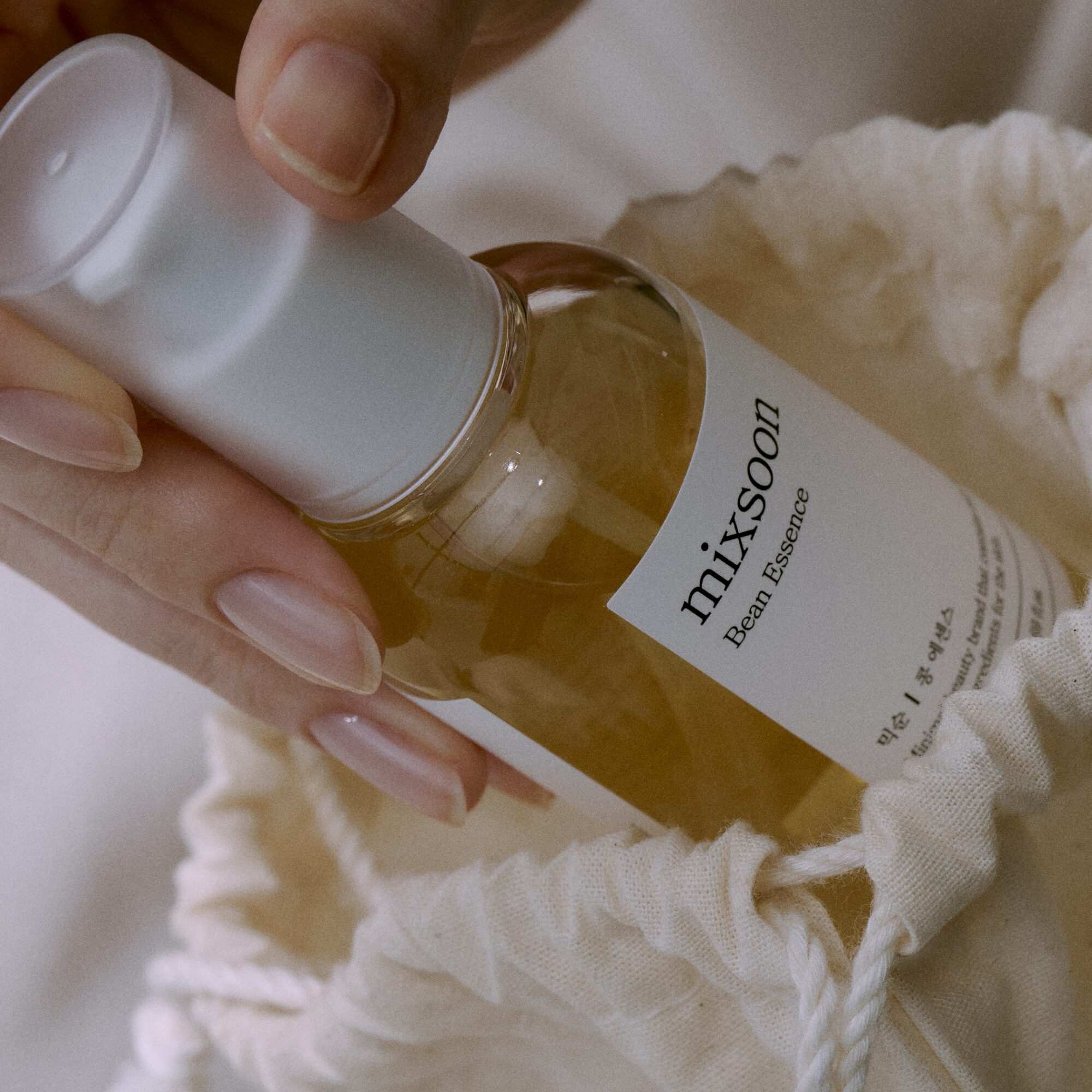 MIX0001-3.jpg Mixsoon Bean Essence 50ml - Image 1
