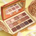MOIRA Chasing Eternity 15 Colour Eyeshadow Palette - Image 2