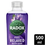 Radox Bath Soak Feel Relaxed 500ml - Image 4