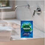 Radox Bath Salts Muscle Soak 400g - Image 5