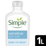 Simple Kind To Skin Sensitive Bath Soak 1000ml - Image 2