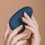 Smile Makers The Ballerina Vulva Vibrator - Image 7
