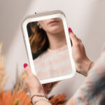 StylPro On Tour Petite Travel LED Mirror - Image 3