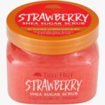 Tree Hut Shea Sugar Scrub Strawberry 510g - Image 2