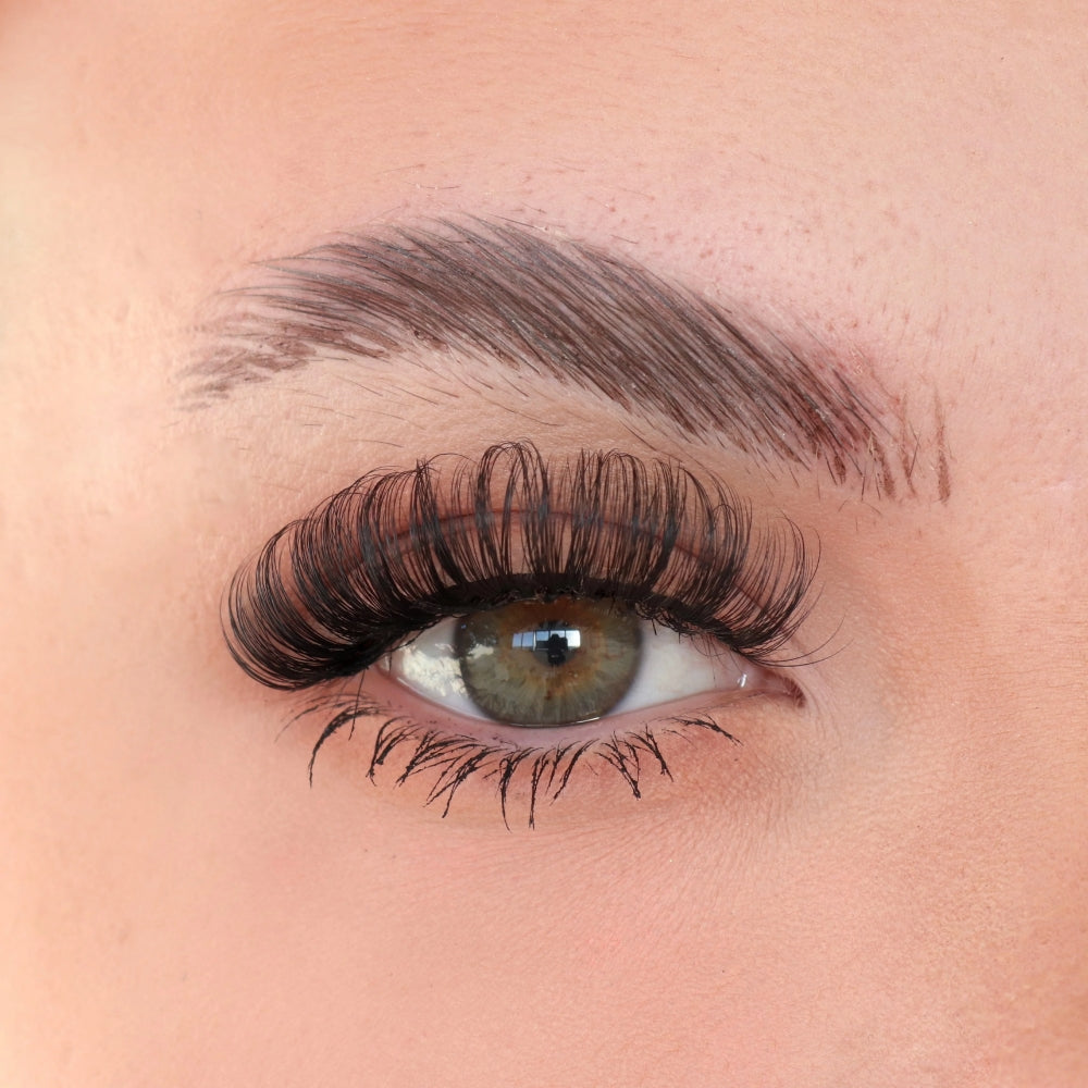 UNI0045-2.jpg Unicorn Cosmetics Russian Foxy Volume Unicorn Strip Lashes Black - Image 1