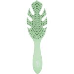 Wet Brush Go Green Detangler Brush Green - Image 4