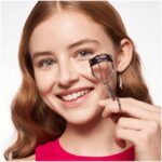 Essence All The Way Up Lash Curler - Image 3
