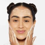 Dermalogica Daily Milkfoliant Calming Oat-Based Powder Exfoliant 13g - Image 2
