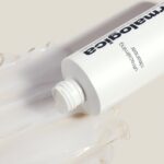 Dermalogica UltraCalming Soothing Cleanser 500ml - Image 5