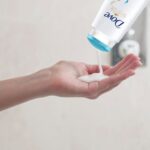 Dove Ultra Care Daily Moisture Shampoo 400ml - Image 2
