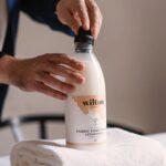 Wilton London Cedarwood Fabric Conditioner 1000ml - Image 3