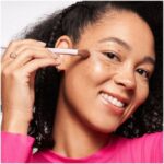Essence Blending Hero All In One Blending Brush - Image 2
