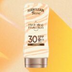 Hawaiian Tropic Hydrating Protection Sun Lotion SPF30 180ml - Image 2
