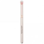 Makeup Revolution Create Fluffy Blending Brush R4 - Image 2