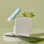 Nivea Caring Lip Scrub with Aloe Vera & Vitamin E 5.5ml - Image 2