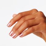 OPI Chicago Champagne Toast Nail Polish 15ml - Image 3