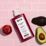 Q+A Hyaluronic Acid Post-Shower Moisturiser 250ml - Image 3