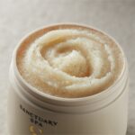 Sanctuary Spa Golden Sandalwood Natural Oils Sand & Salt Scrub 300g - Image 5