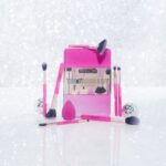Makeup Revolution The Brush Edit 8 Piece Makeup Brush & Sponge Gift Set - Image 4