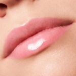 Essence The Super Balm Glossy Transparent Lip Treatment 5ml - Image 5