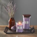 WoodWick Lavender Spa Medium Hourglass Jar Candle - Image 2
