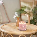 Yankee Candle Pink Sands Medium Signature Jar Candle - Image 3