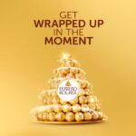 Ferrero Rocher Christmas Gift Box of Chocolate 17 Pieces 216g - Image 2