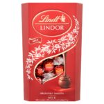 Lindt Lindor Milk Chocolate Truffles Extra Large Box 600g - Image 2
